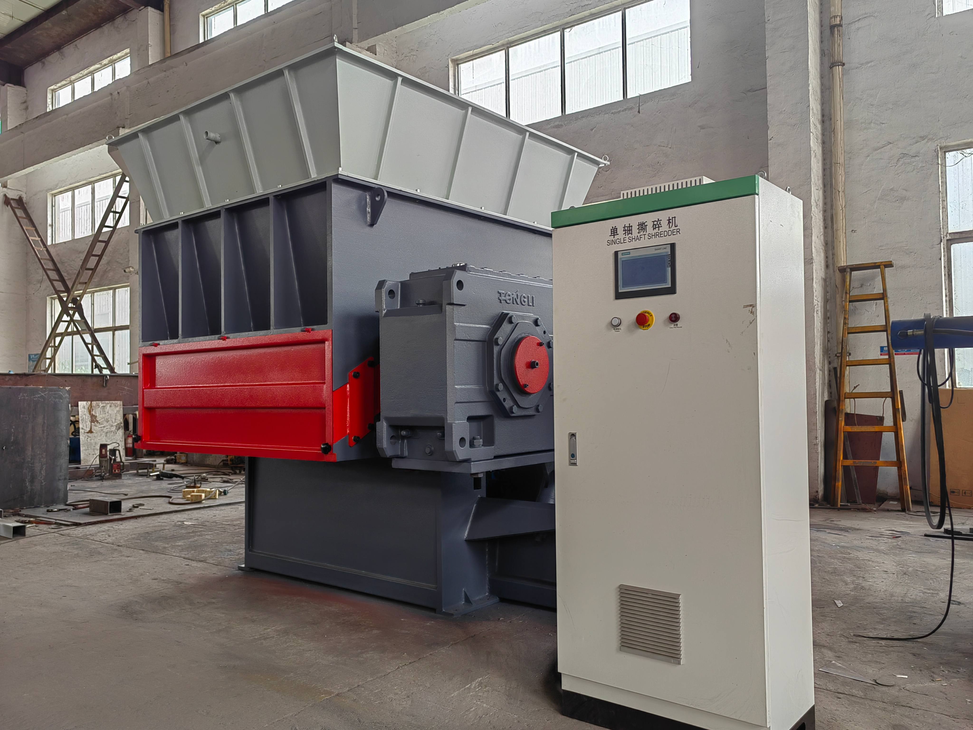 Maximize Efficiency with Single Shaft Shredder Manufacturers: Top Solutions for Industrial Recycling